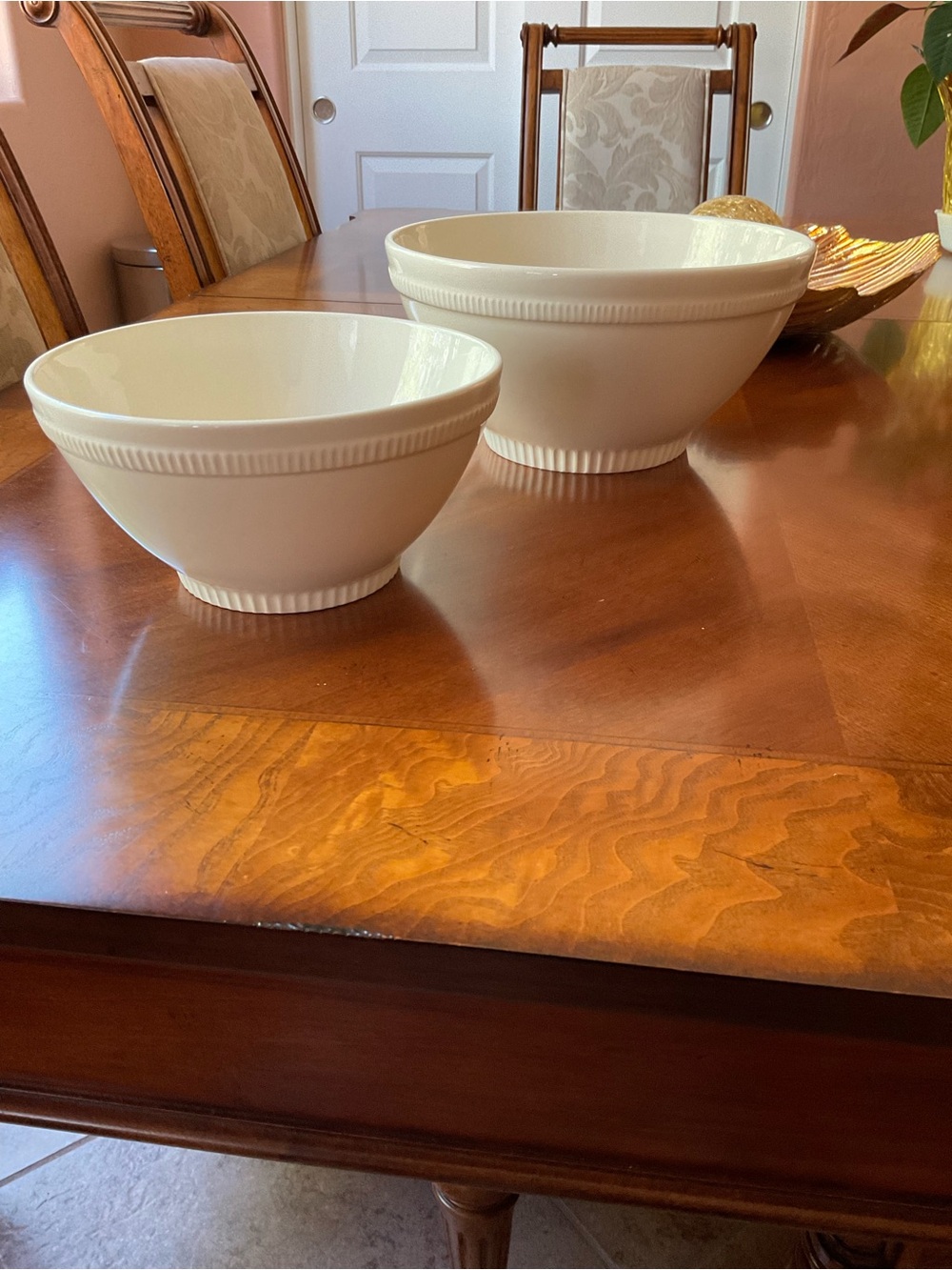 Vintage Crate & Barrel Nesting Mixing Serving Bowls, set of two, Ivory, EUC